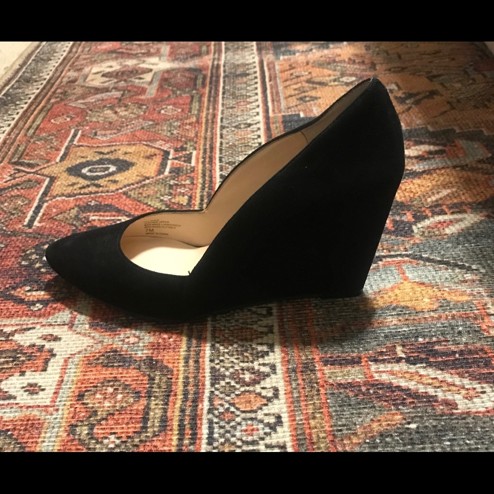 INC black wedges size 7